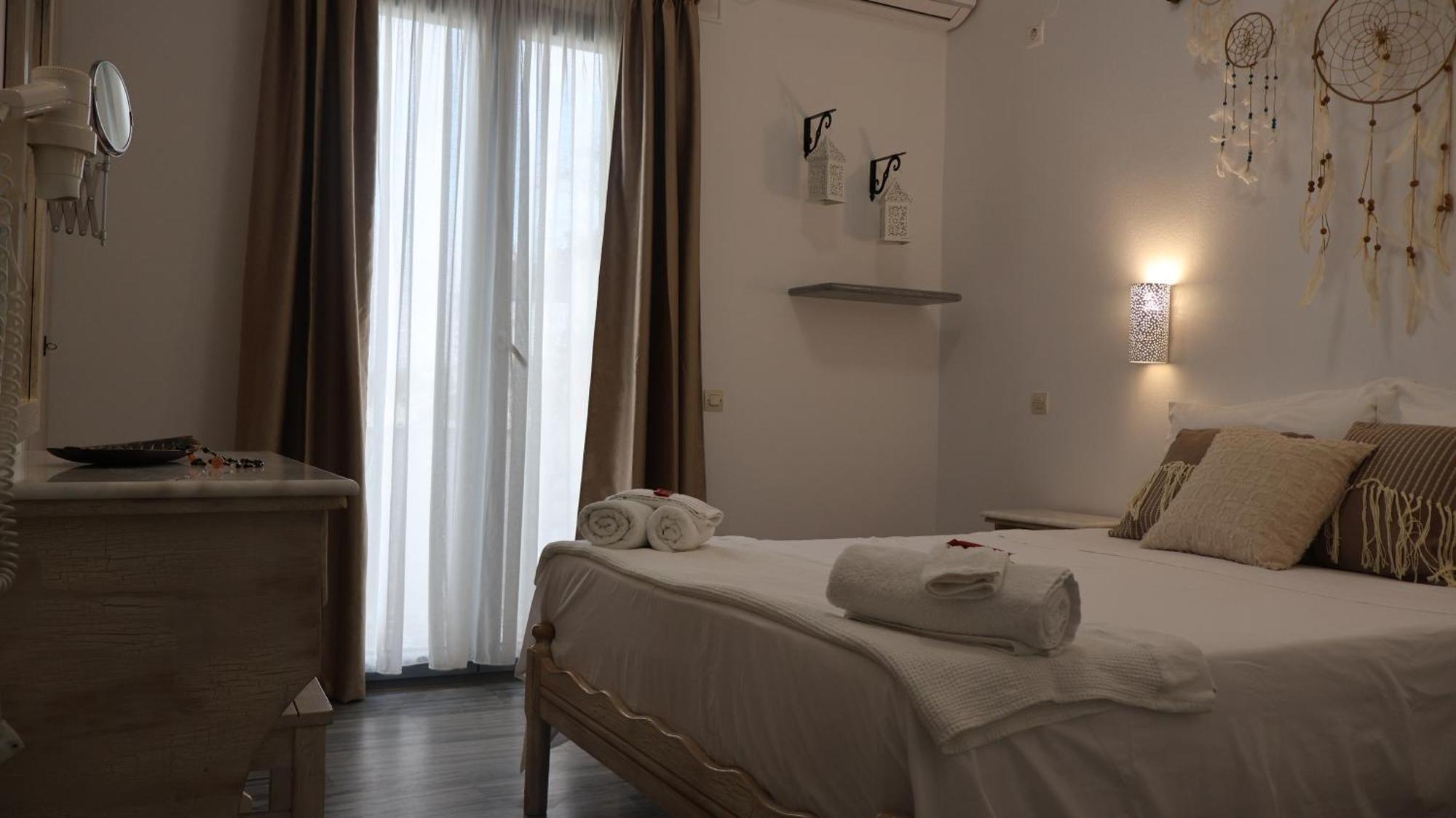 Pension Sofia Парікія Екстер'єр фото