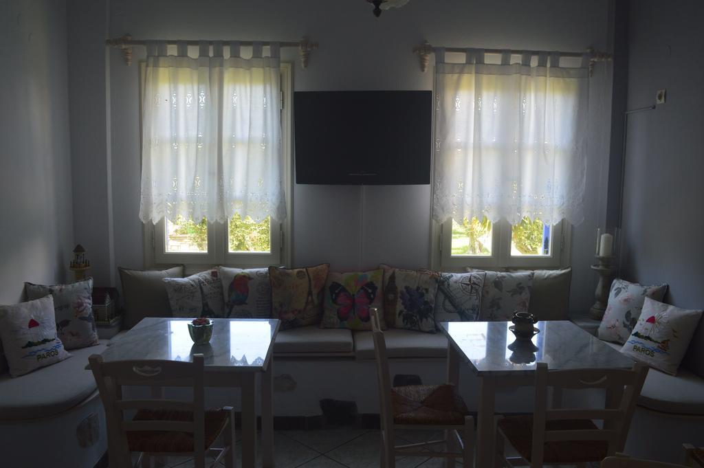Pension Sofia Парікія Екстер'єр фото